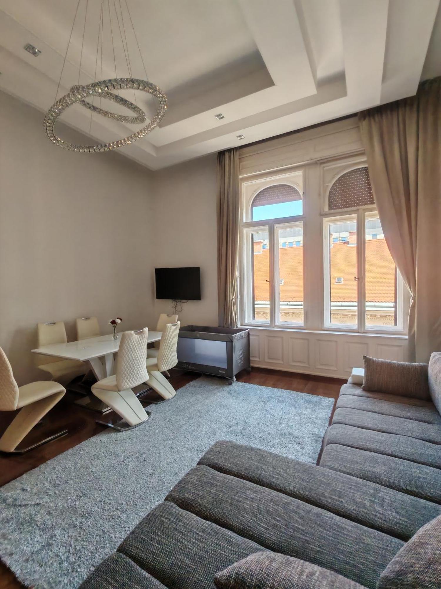 Basilika View Imperial Suite -Sas Street -Need Reservation For Free Parking Budapešť Exteriér fotografie